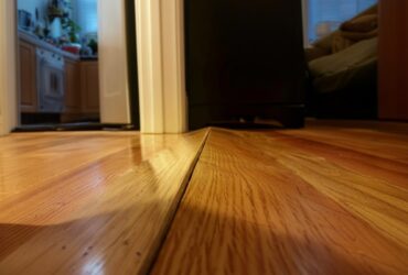 Что делать, если вздулся ламинат: причины, ремонт и советы по профилактике