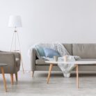 Обои для маленькой комнаты: какие выбрать и как сочетать