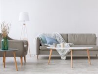 Обои для маленькой комнаты: какие выбрать и как сочетать